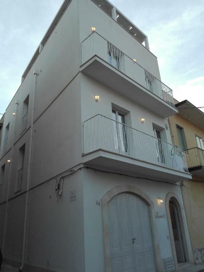 Lyria Hotel Marzamemi Buitenkant foto